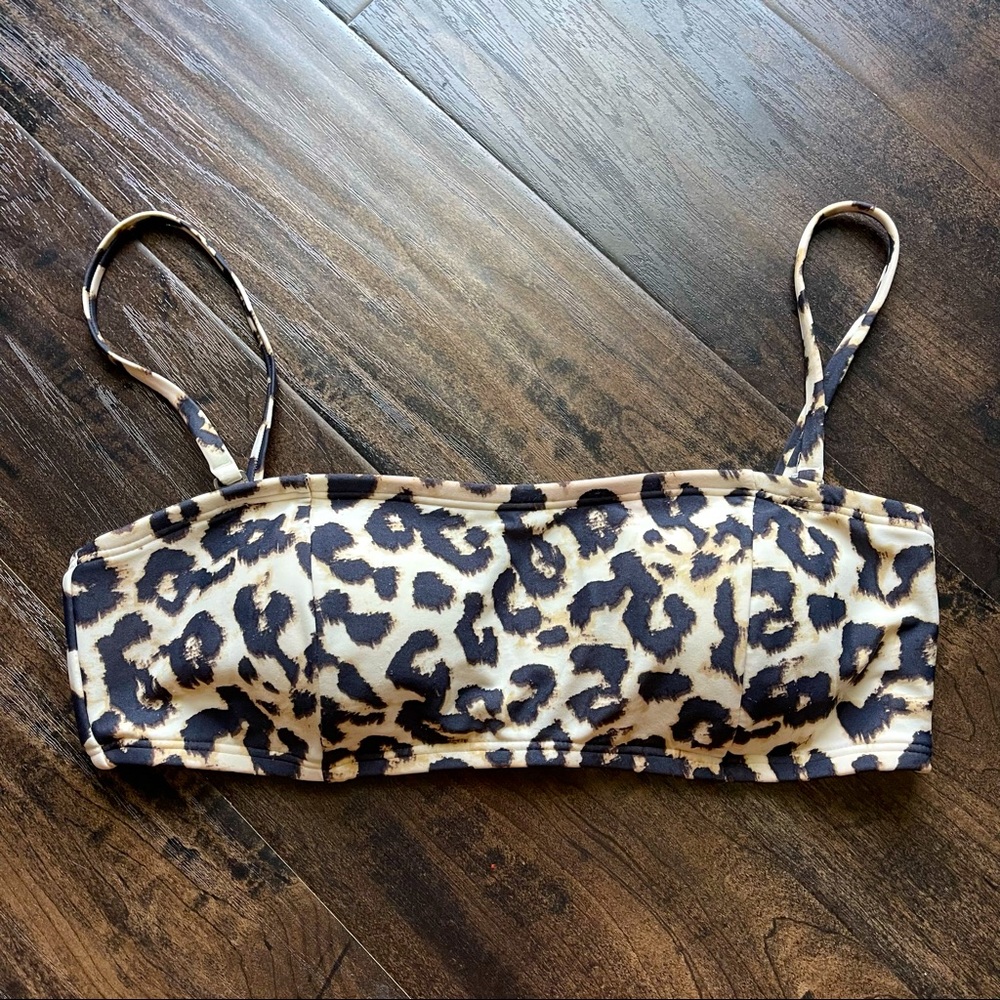 Abercrombie & Fitch Leopard Bikini Top